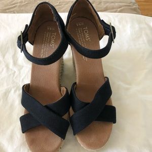 Toms Black canvas wedge heel 6.5